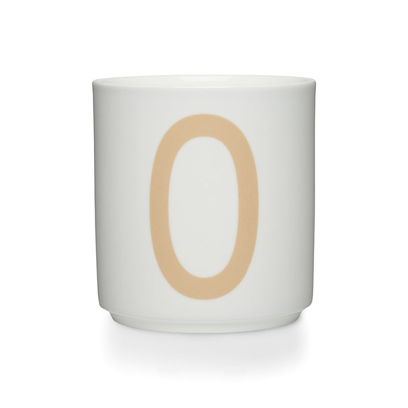 Design Letters - AJ Porzellan Becher A-Z | O / beige/weiß
