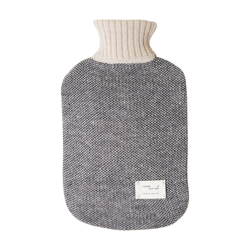 Form & Refine - Aymara Wärmflasche | gemustert creme