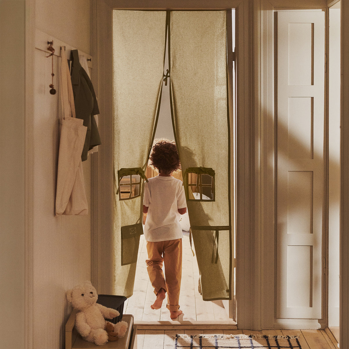 Ferm Living - Settle Türvorhang | elm green