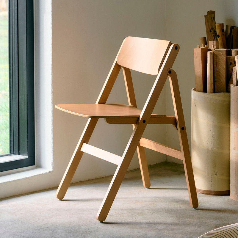 HAY - Backflip Chair | goldfarben, halbtransparent lackiert